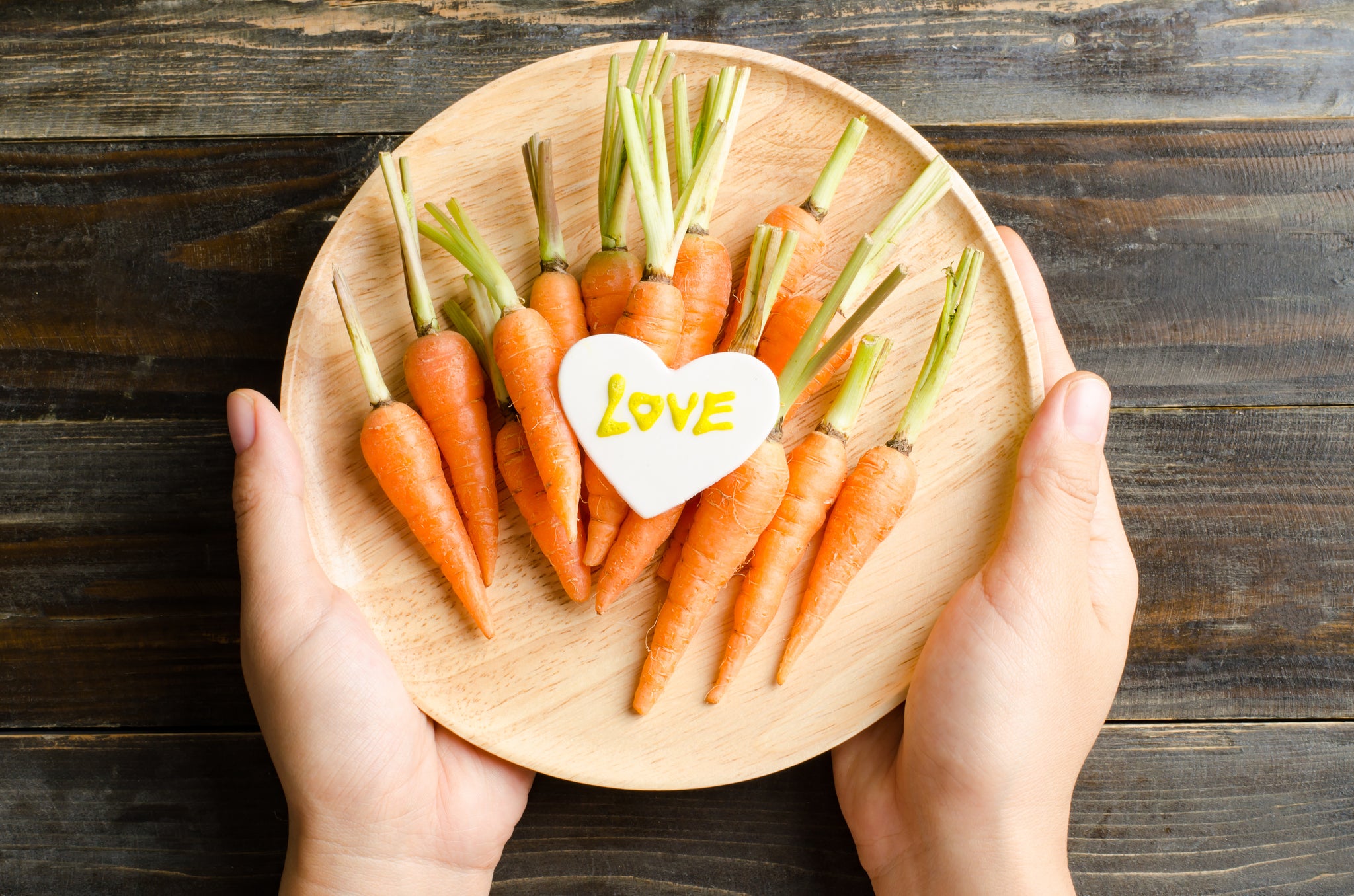 Cura.Te Ingredient Spotlight - Carrot Seed Oil